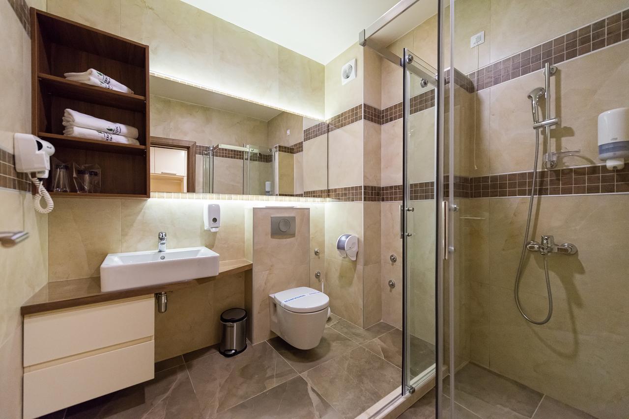 Hotel Borkovac Ruma Esterno foto