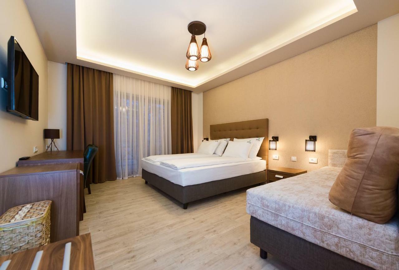 Hotel Borkovac Ruma Esterno foto