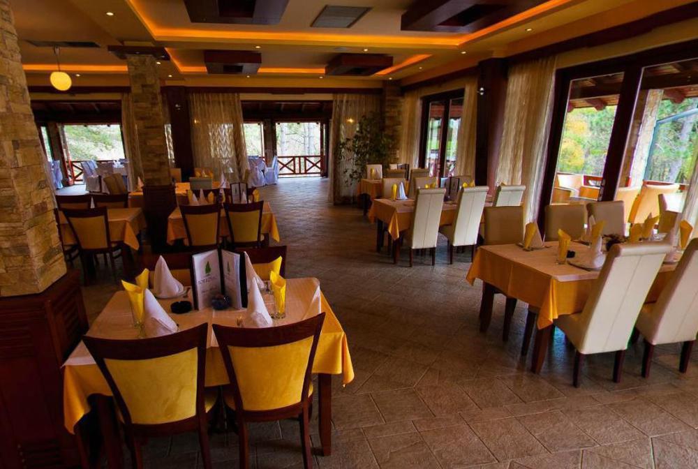Hotel Borkovac Ruma Ristorante foto